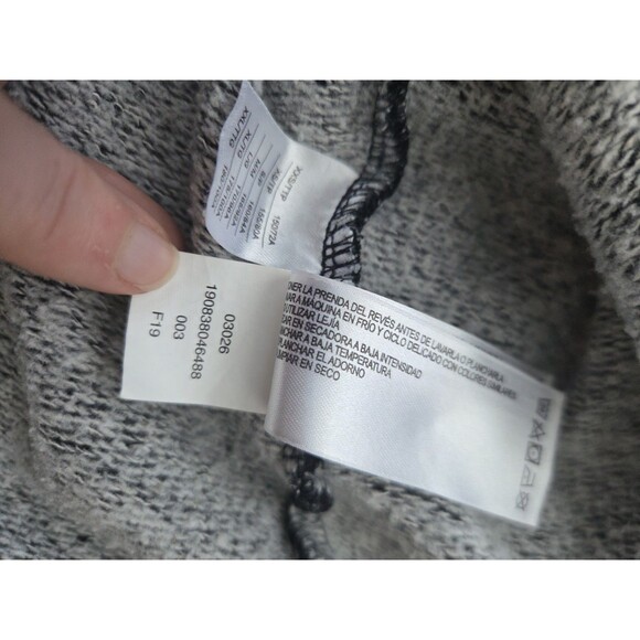 Roots Crewneck Sweatshirt Men's Medium Charcoal Gray Black - Picture 6 of 6